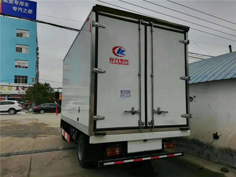 （4.1米）重汽豪沃牌冷藏车