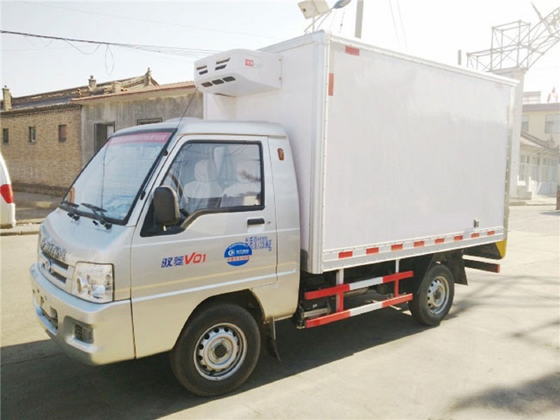 (2.6米)福田驭菱后单轮冷藏车