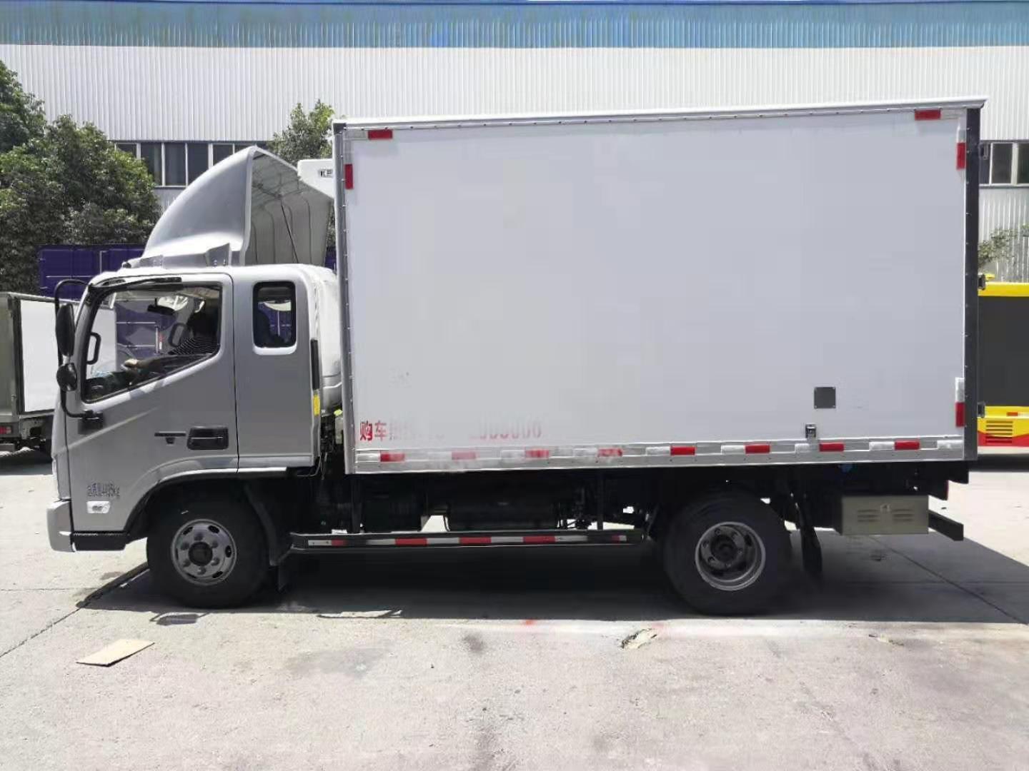 （3.7米）福田欧马可S3排半冷藏车