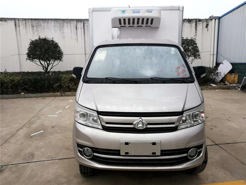 (3.35米)长安跨越王后双轮冷藏车